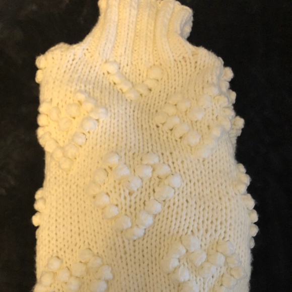 Sweater - Picture 1 of 3